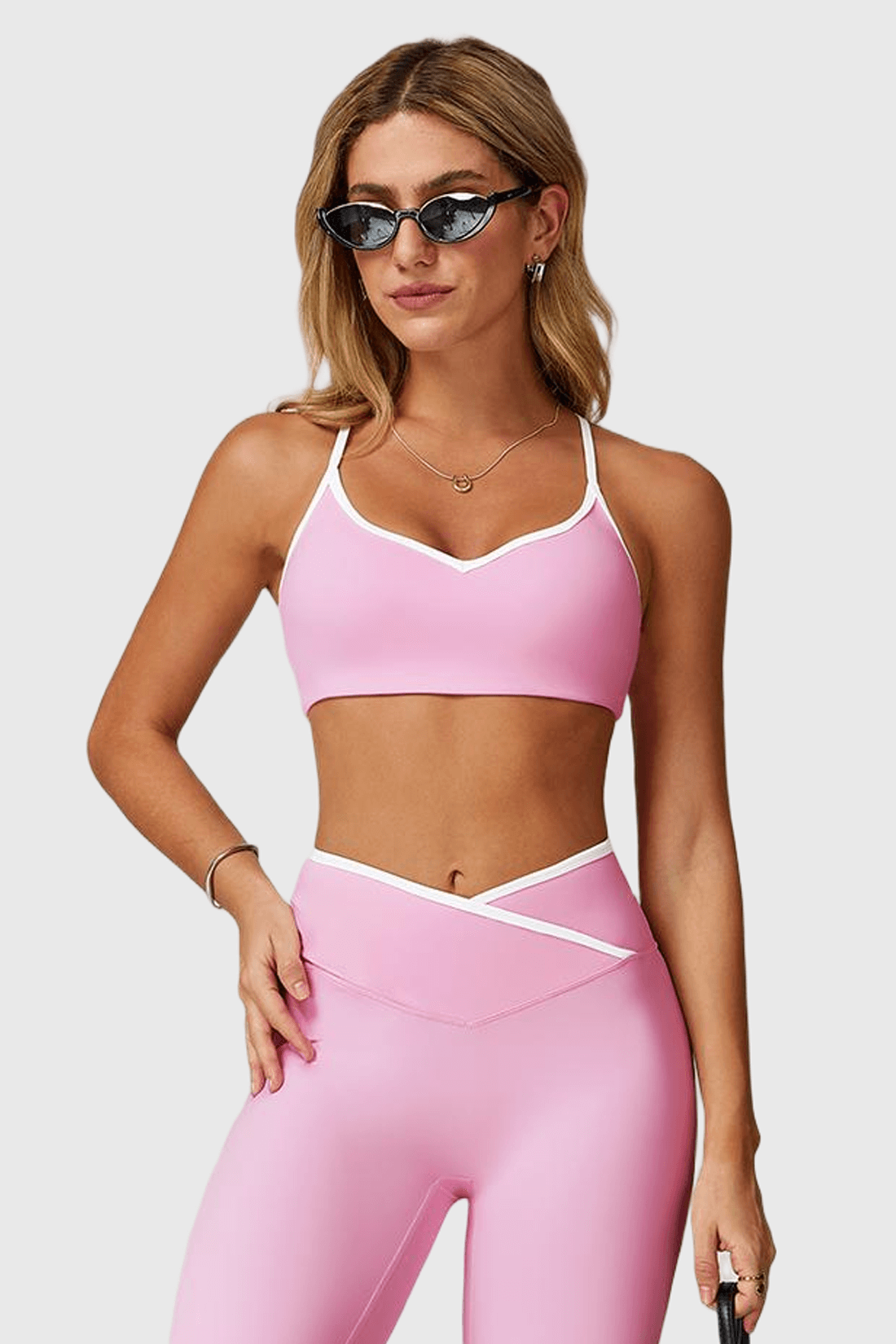 Colorblock Trim Cross-Back Sports Bra